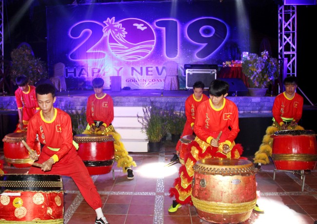 Bình Thuận: Du khách quốc tế từng bừng đón năm mới 2019 tại Phan Thiết - Ảnh 1.