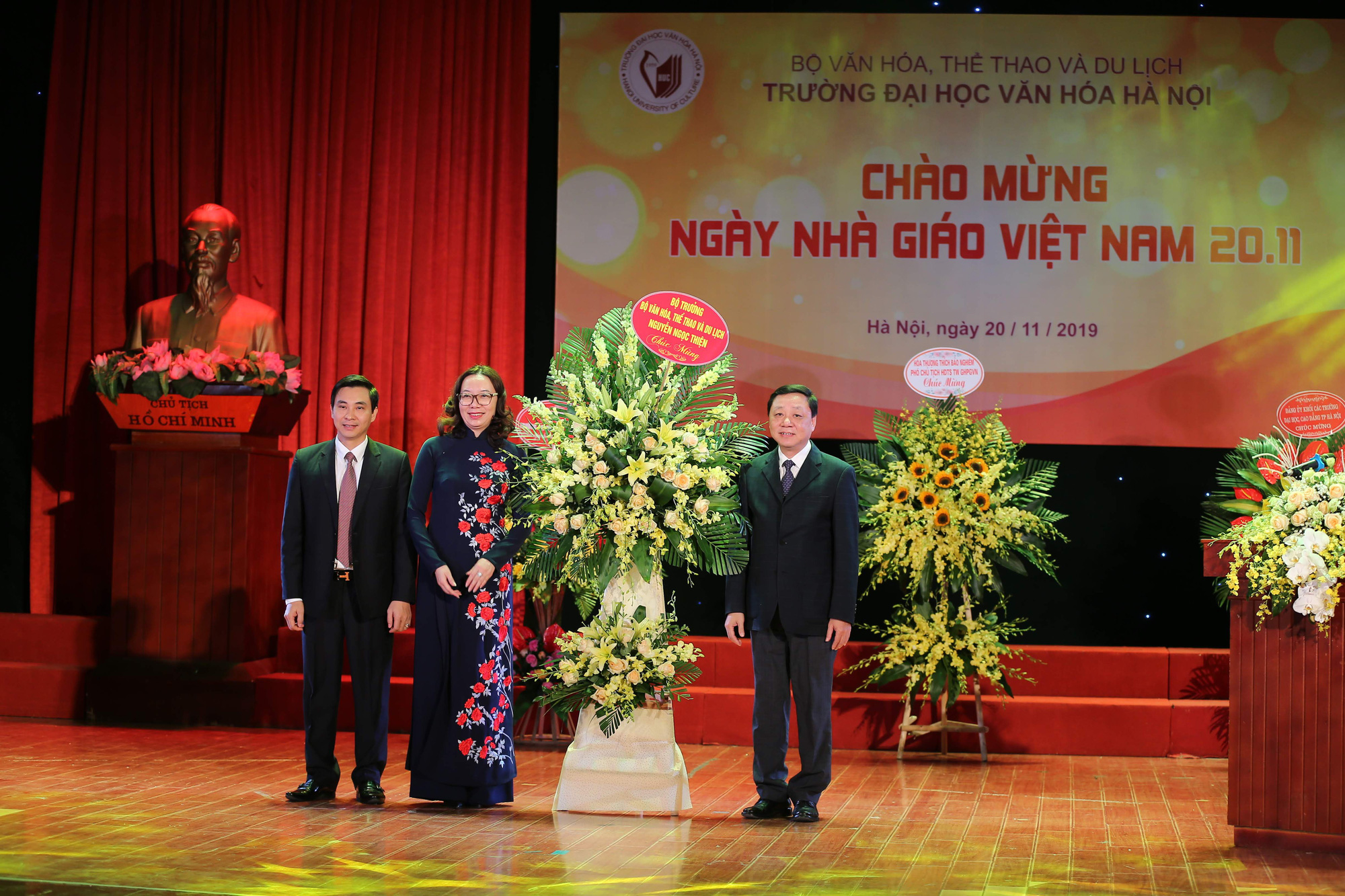 Trường Đại học Văn hóa Hà Nội long trọng kỷ niệm Ngày Nhà giáo Việt Nam  - Ảnh 3.