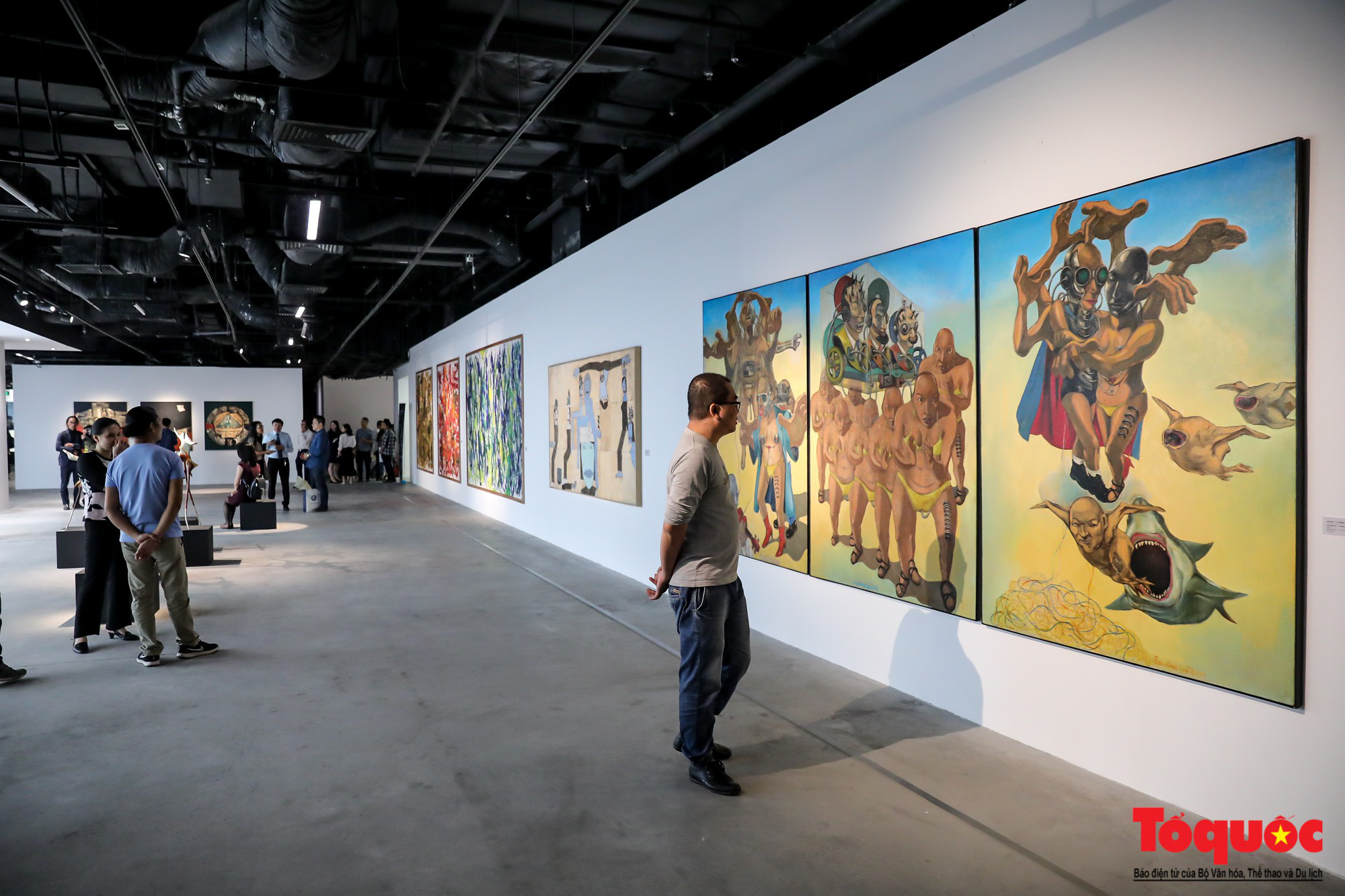 Khai mạc Triển lãm tác phẩm mỹ thuật của các nghệ sĩ tiêu biểu châu Á : Giới thiệu  81 tác phẩm mỹ thuật xuất sắc của 19 tác giả ở 13 quốc gia  - Ảnh 20.