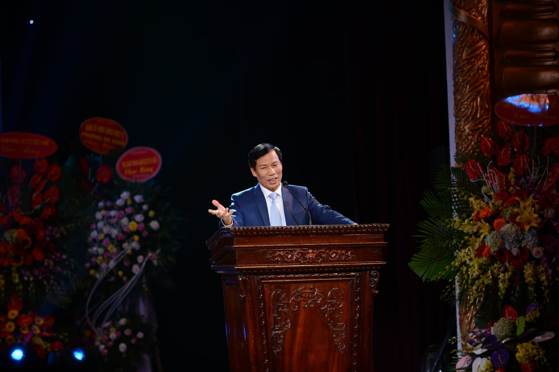 Bộ trưởng Nguyễn Ngọc Thiện đánh giá cao vai trò của công ty Động Lực với những đóng góp cho thể thao Việt Nam - Ảnh 1.