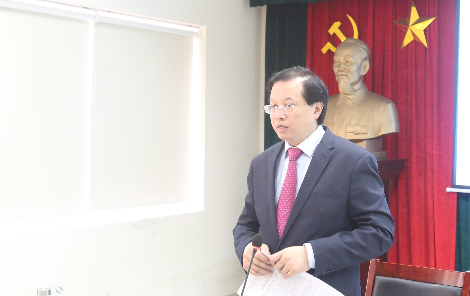 Thứ trưởng Tạ Quang Đông làm việc với Cục Mỹ thuật, Nhiếp ảnh và Triển lãm - Ảnh 1.