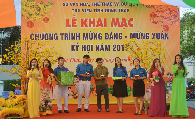 Đồng Tháp: Đa dạng hình thức tuyên truyền kỷ niệm 90 năm Ngày thành lập Đảng Cộng sản Việt Nam - Ảnh 1.