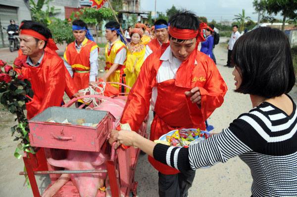 Năm Kỷ Hợi, làng Ném Thượng có bỏ lễ hội chém lợn? - Ảnh 2.