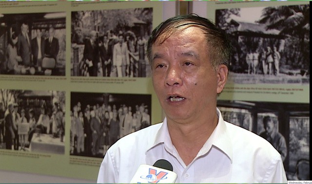 PGS. TS Trần Hữu Sơn: Không coi nhẹ việc quản lý của nhà nước đối với lễ hội - Ảnh 1.