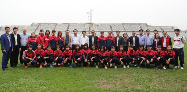 Nghiên cứu thành lập Trung tâm đào tạo bóng đá nữ trẻ tại Hà Nam - Ảnh 4.