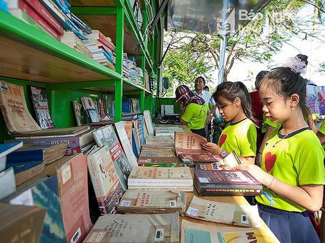 Tổ chức Đường phố sách 2019 tại quảng trường Hồ Chí Minh, Nghệ An - Ảnh 1.