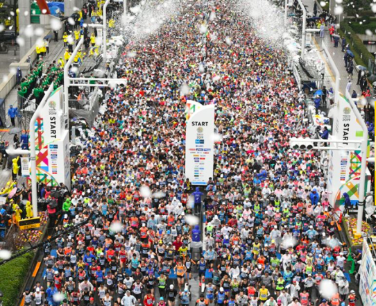 Di sản văn hóa Tokyo qua góc nhìn của bạn bè quốc tế tham gia chạy đua Marathon - Ảnh 1.