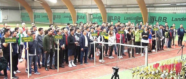 Giải quần vợt mở rộng tại CHLB Đức - Ảnh 1.