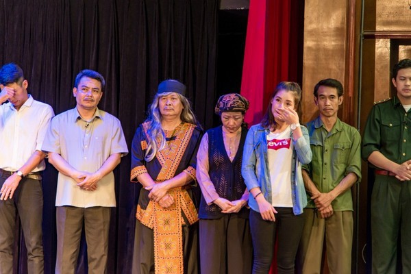 Xúc động đêm diễn gây quỹ từ thiện cho nữ nhân viên Nhà hát kịch Việt Nam tử nạn tại hầm Kim Liên - Ảnh 11.