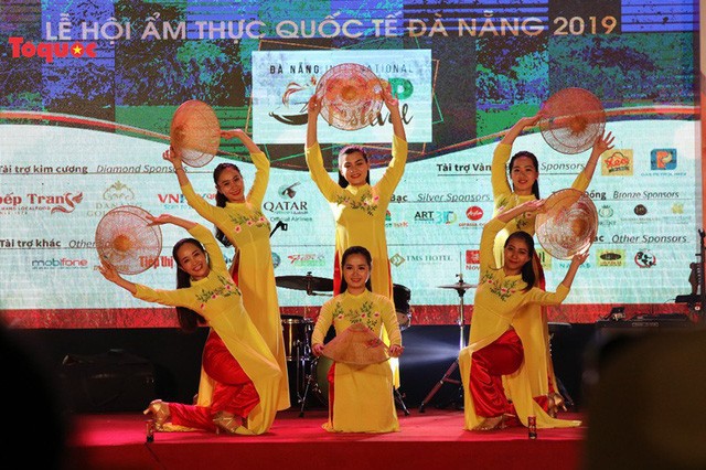 Khai mạc lễ hội Ẩm thực Quốc tế Đà Nẵng 2019 - Ảnh 1.