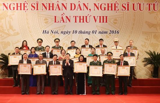 391 nghệ sĩ được Thủ tướng Chính phủ trình Chủ tịch nước phong tặng, truy tặng danh hiệu NSND, NSƯT  - Ảnh 1.