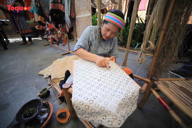 Hình ảnh rực rỡ tại Festival Văn hóa tơ lụa, thổ cẩm Việt Nam - Thế giới lần thứ 5 - Ảnh 14.