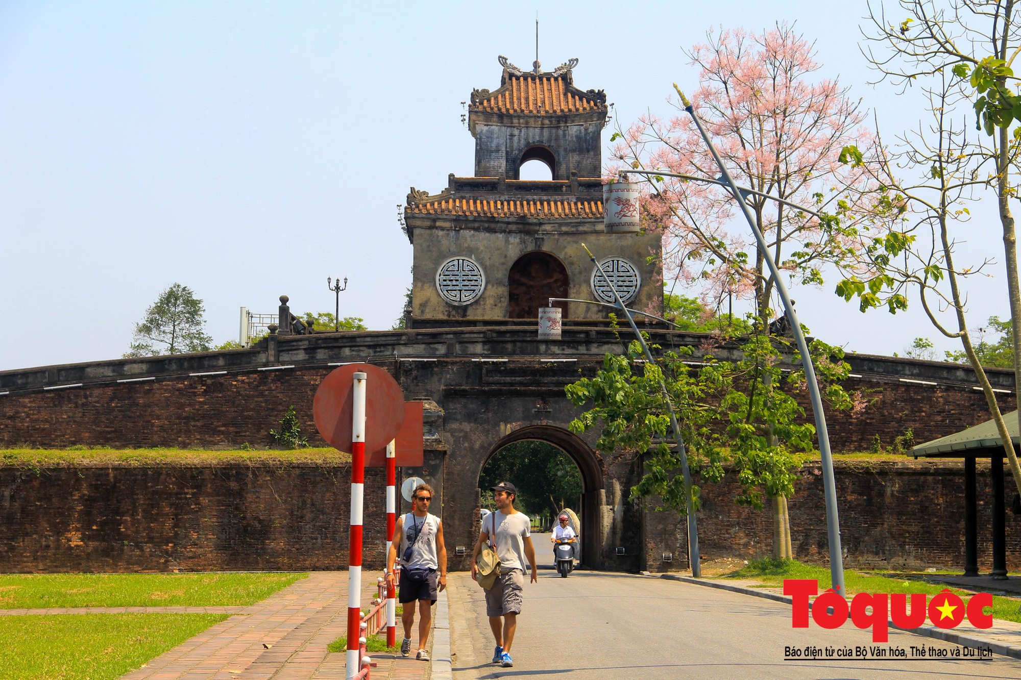 Huế và tham vọng trở thành trung tâm du lịch khám chữa bệnh - Ảnh 1.