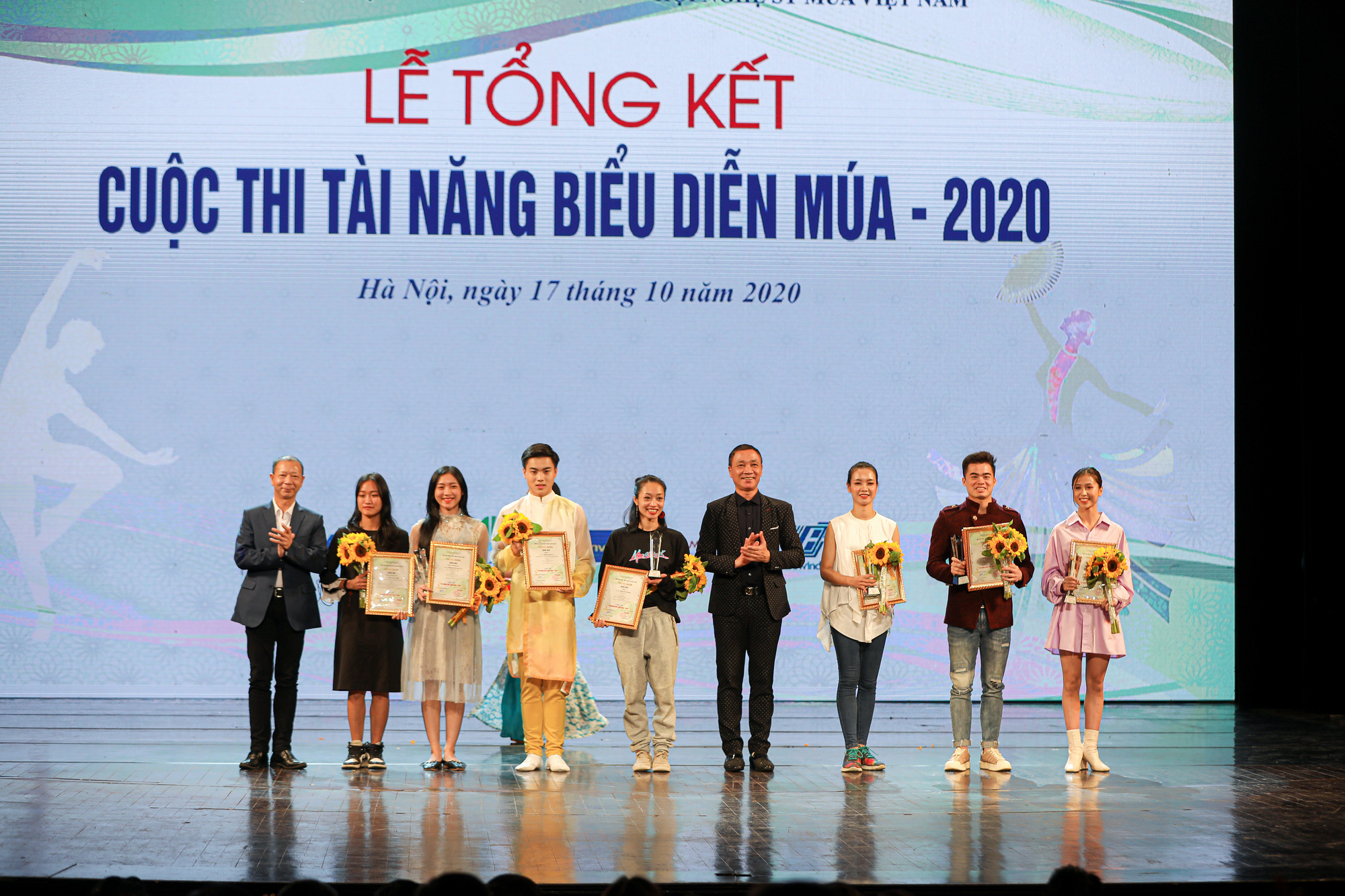 Lễ Tổng kết, Trao giải cuộc thi tài năng biểu diễn múa 2020 - Ảnh 7.