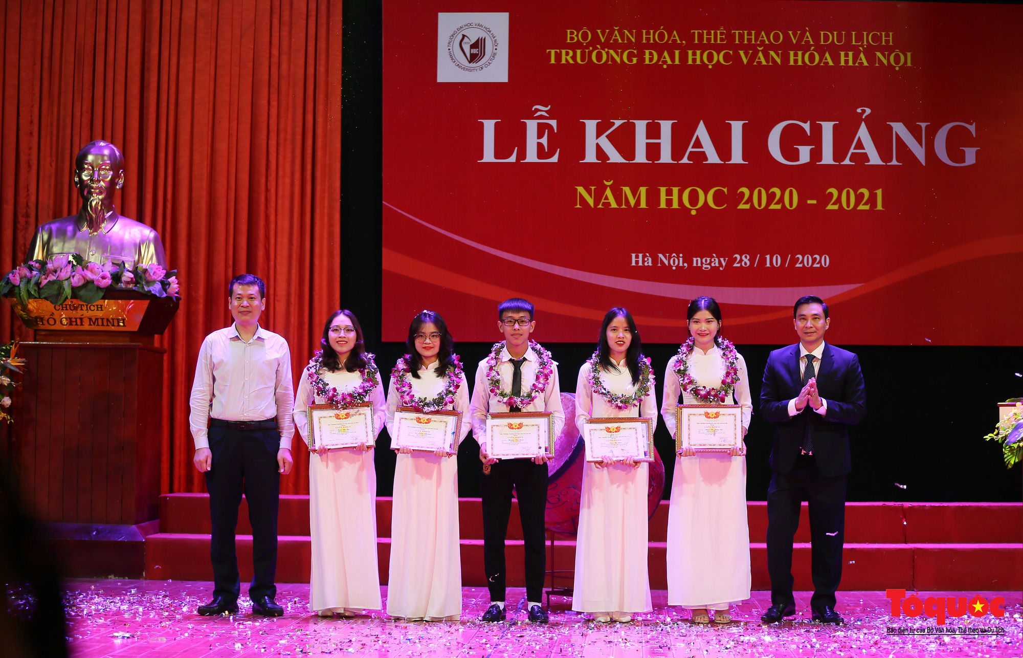Đại học Văn hóa Hà Nội tiếp tục khẳng định là nơi đào tạo cán bộ văn hoá lớn nhất cả nước - Ảnh 9.