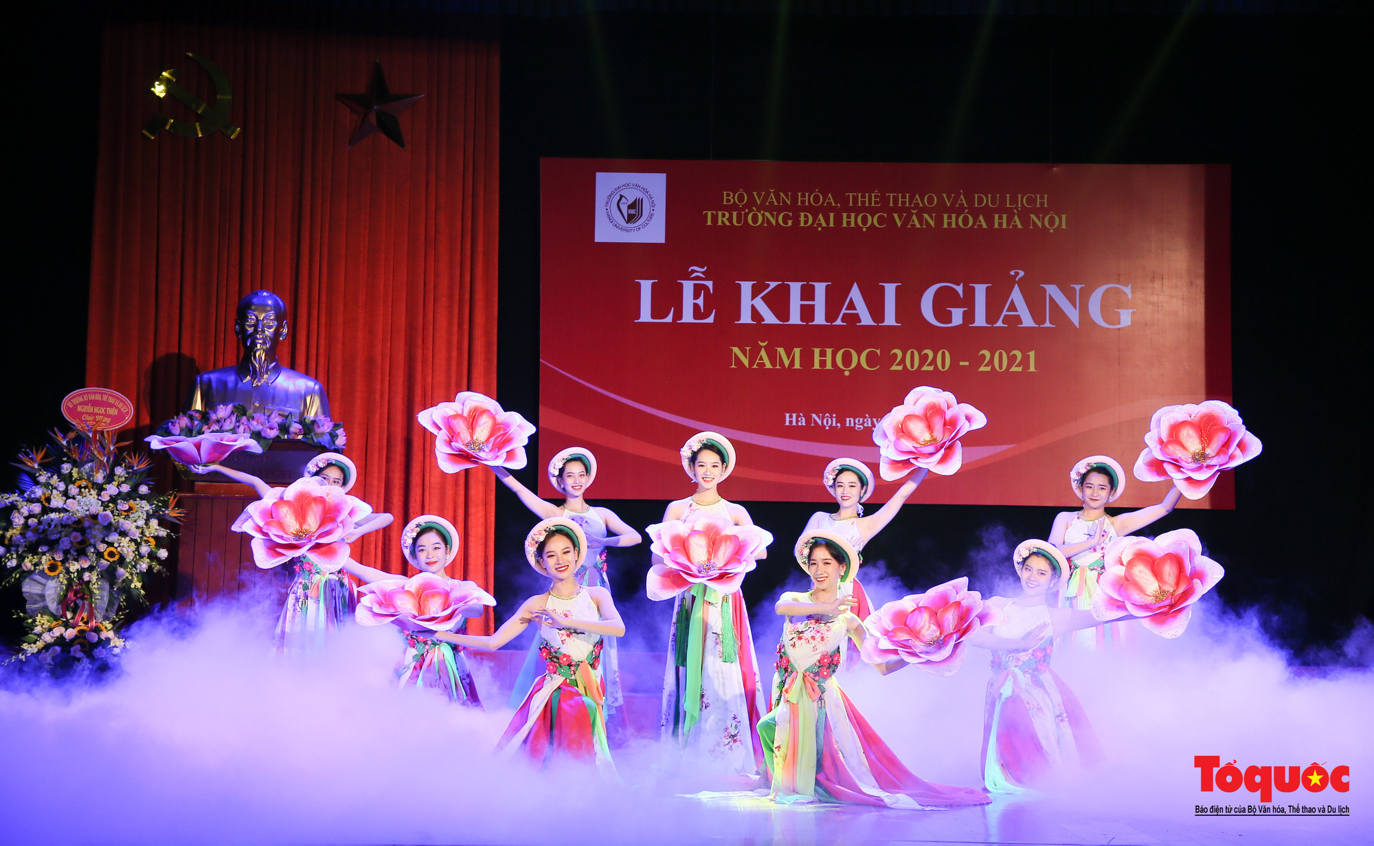 Đại học Văn hóa Hà Nội tiếp tục khẳng định là nơi đào tạo cán bộ văn hoá lớn nhất cả nước - Ảnh 1.