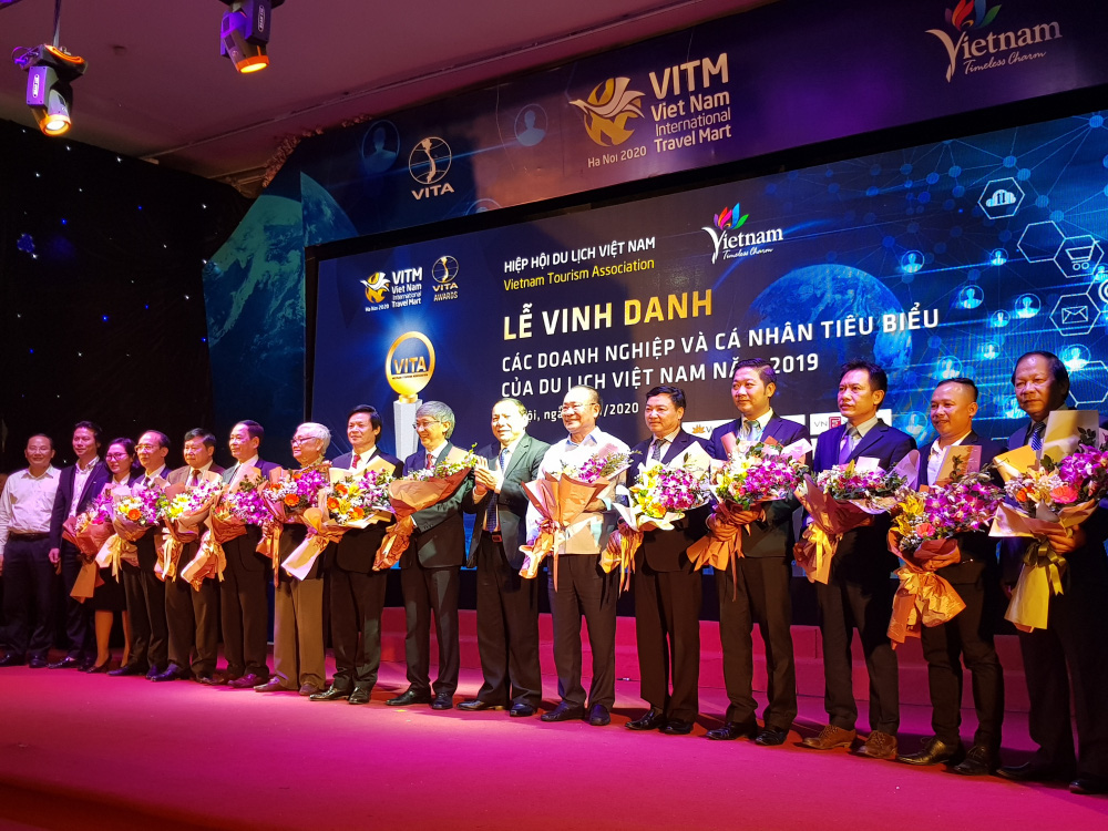 Vinh danh các doanh nghiệp và cá nhân tiêu biểu của Du lịch Việt Nam năm 2019 - Ảnh 2.