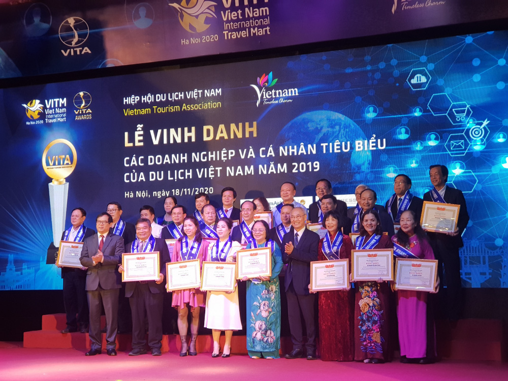 Vinh danh các doanh nghiệp và cá nhân tiêu biểu của Du lịch Việt Nam năm 2019 - Ảnh 3.