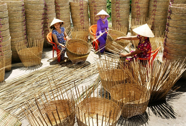 Tổ chức xây dựng và phát huy mô hình đan lát truyền thống của người Khmer - Ảnh 1.