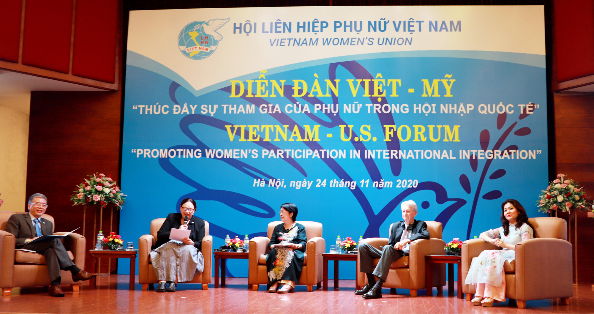 Diễn đàn Việt - Mỹ - Ảnh 2.