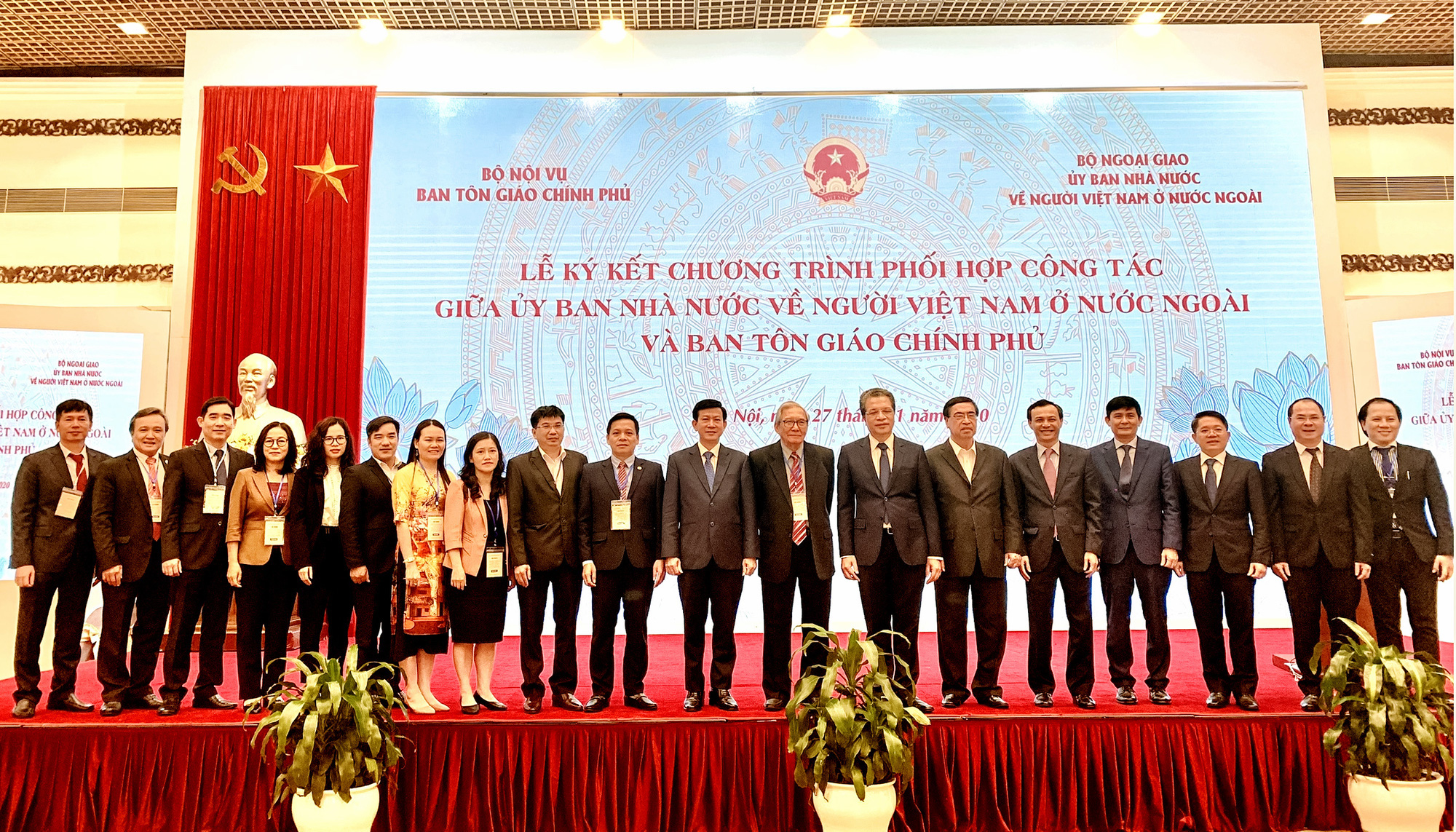 Bộ Văn hóa, Thể thao và Du lịch tham dự Hội nghị sơ kết 05 năm thực hiện Chỉ thị 45-CT/TW về công tác đối với người Việt Nam ở nước ngoài - Ảnh 4.