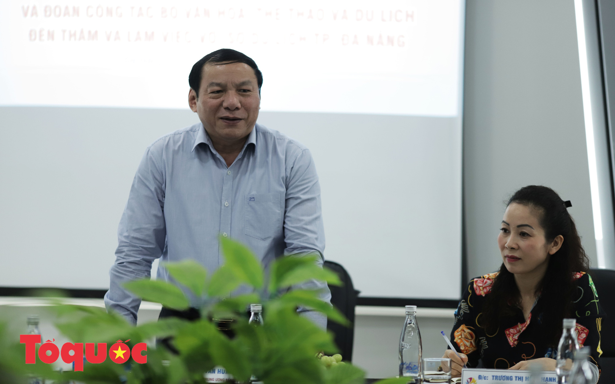 Thứ trưởng Nguyễn Văn Hùng gợi mở cho ngành Du lịch Đà Nẵng phát triển - Ảnh 4.