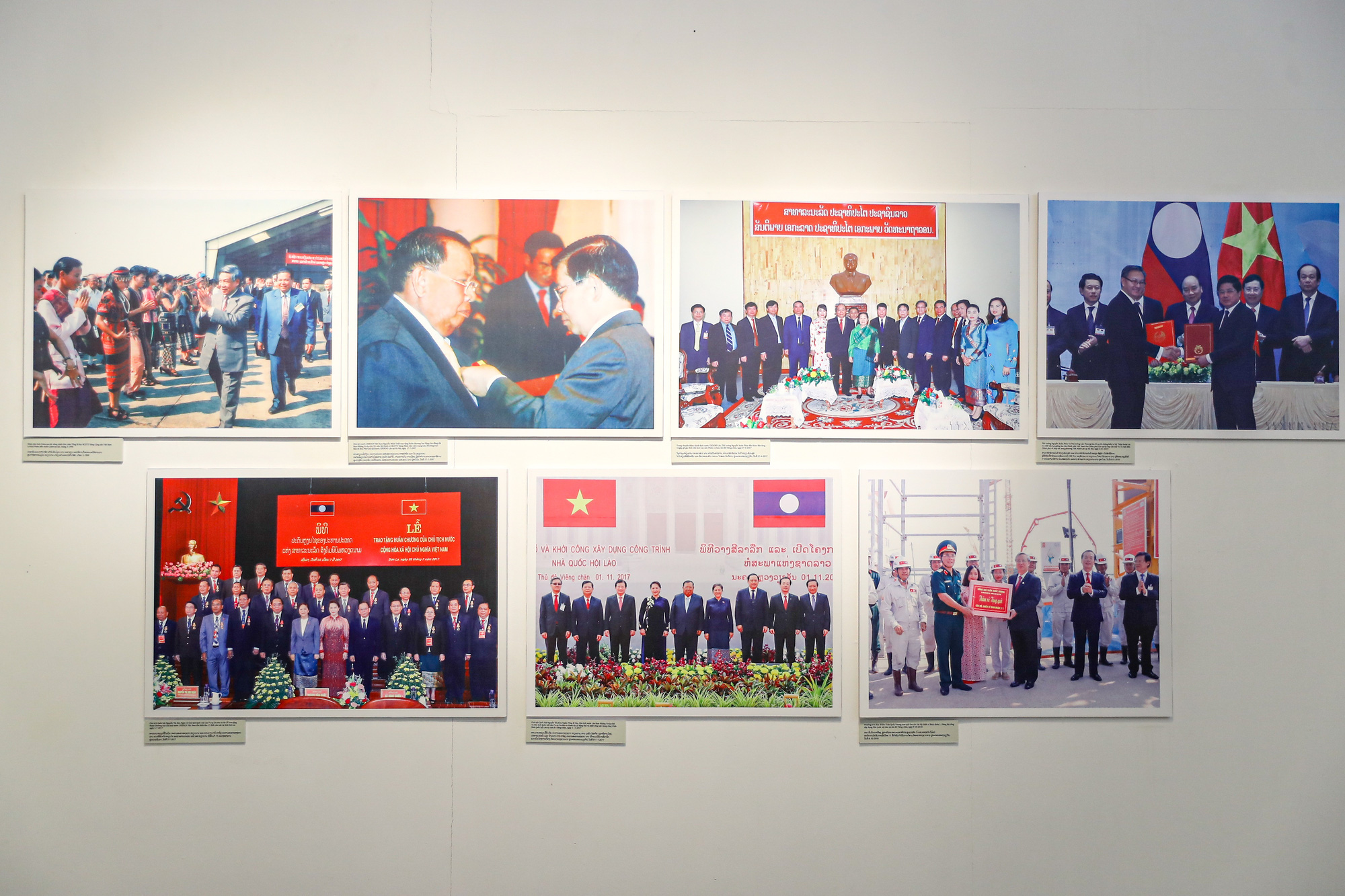 Khai mạc triển lãm ảnh quan hệ hữu nghị đặc biệt Việt Nam - Lào - Ảnh 7.