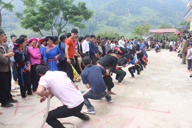 Hà Giang: Bảo tồn và khai thác giá trị văn hóa lễ hội - Ảnh 2.