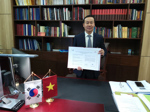 Bảo tàng Lịch sử quốc gia ký kết Bản ghi nhớ hợp tác với Viện nghiên cứu Di sản văn hóa biển quốc gia Hàn Quốc - Ảnh 1.
