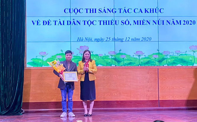 Trao 17 giải thi sáng tác ca khúc về dân tộc thiểu số và miền núi  - Ảnh 1.