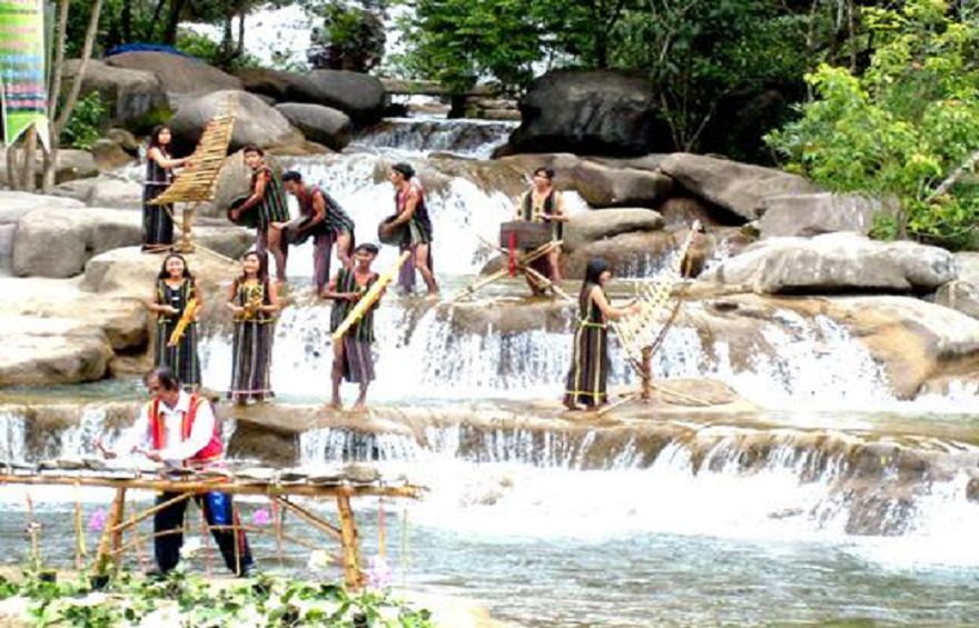 Khánh Hòa không tổ chức hoạt động văn hóa, lễ hội tại Ngày Văn hóa các dân tộc Việt Nam - Ảnh 2.