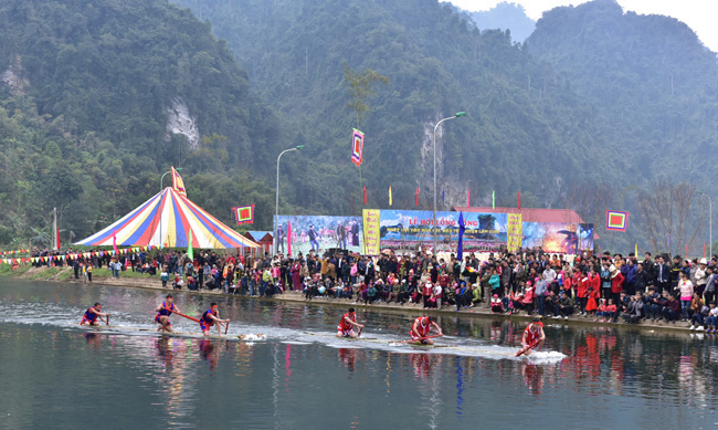 Tuyên Quang: Duy trì tổ chức các lễ hội truyền thống của dân tộc thiểu số - Ảnh 1.