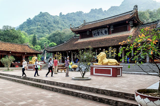 Giáo hội Phật giáo Việt Nam: Các chùa được mở cửa, tạm thời chưa đón khách quốc tế và Việt Kiều - Ảnh 1.