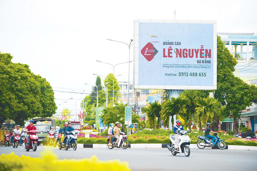 Lai Châu: Kiểm tra, giám sát các cơ sở kinh doanh về thực hiện thông báo sản phẩm, quảng cáo - Ảnh 1.