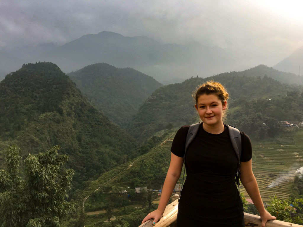 12 trải nghiệm du lịch tại Việt Nam hấp dẫn các blogger nước ngoài: Từ leo núi ở Sa Pa, học nấu ăn ở Hội An đến đi xe máy xuyên Việt đều thật xịn sò - Ảnh 1.