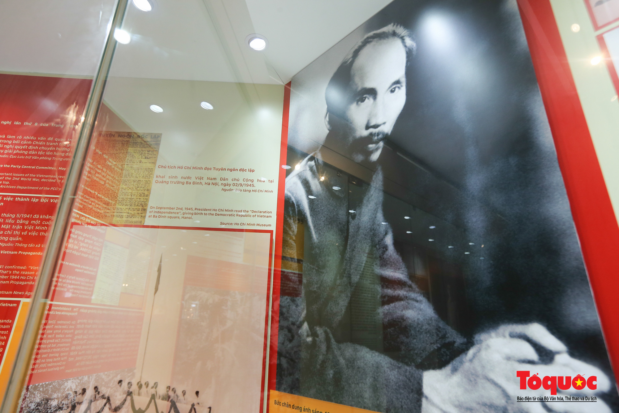 Khai mạc trưng bày chuyên đề: Hồ Chí Minh - Những nét phác họa chân dung; Những tấm gương bình dị mà cao quý  - Ảnh 7.