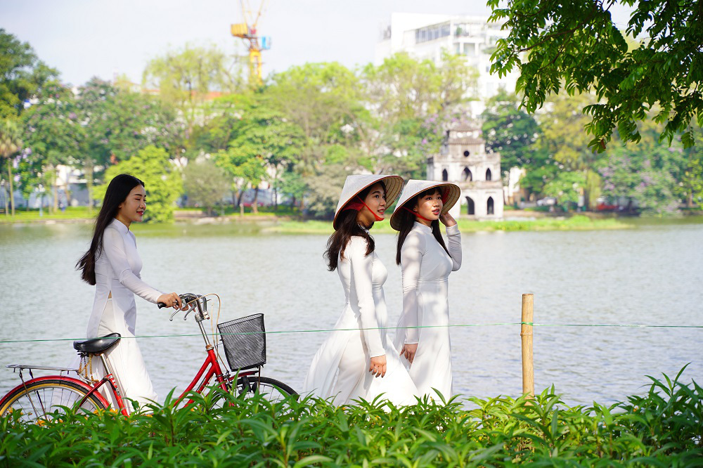 Minh Hằng và dàn sao Việt cùng góp mặt trong MV &quot;mới toanh&quot; thúc đẩy nền du lịch Việt Nam - Ảnh 1.