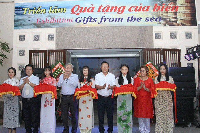 Tổ chức lễ trao tặng Giải thưởng Văn học Nghệ thuật Phạm Văn Đồng lần thứ Nhất - Ảnh 3.