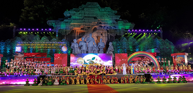 Lễ đón nhận Bằng ghi danh của UNESCO di sản văn hóa phi vật thể &quot;Thực hành Then của người Tày, Nùng, Thái ở Việt Nam&quot; và Lễ hội Thành Tuyên năm 2020 - Ảnh 1.