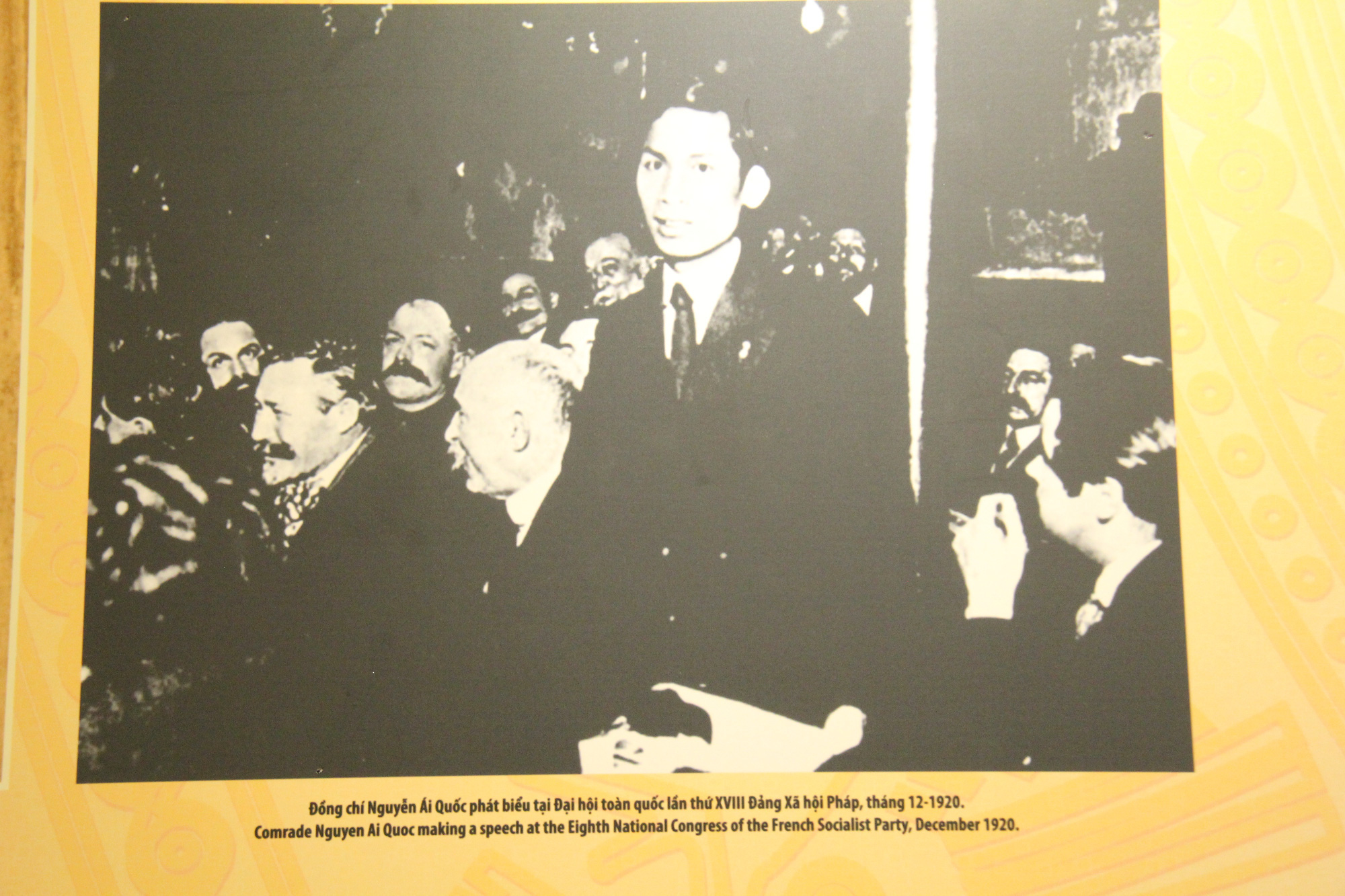 Khai mạc Trưng bày chuyên đề Chủ tịch Hồ Chí Minh- người sáng lập Nhà nước Việt Nam Dân Chủ Cộng Hòa - Ảnh 2.