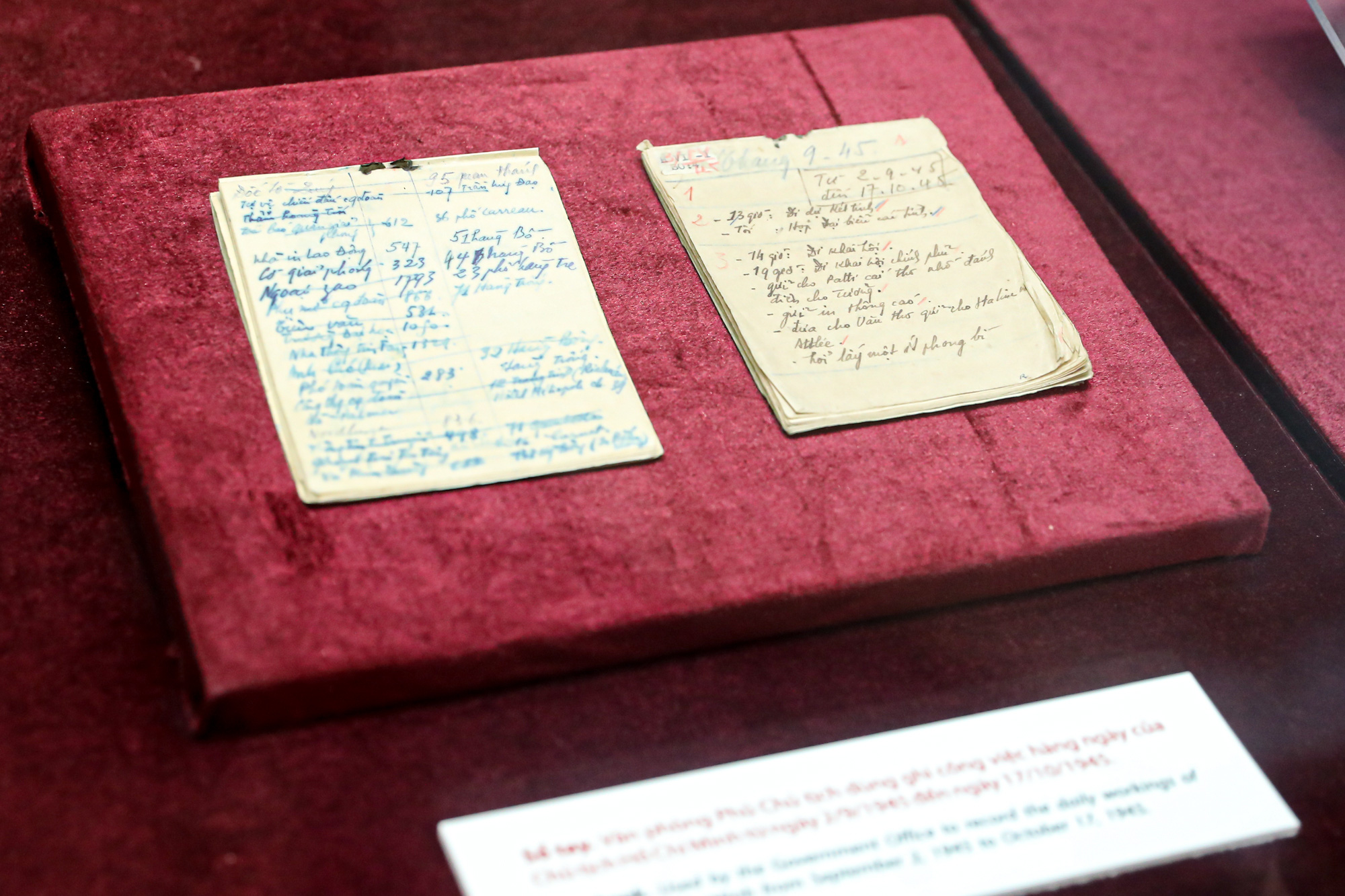 Cuốn sổ tay của Văn phòng Phủ Chủ tịch ghi công việc hàng ngày của Chủ tịch Hồ Chí Minh từ ngày 2/9/1945 - 17/10/1945