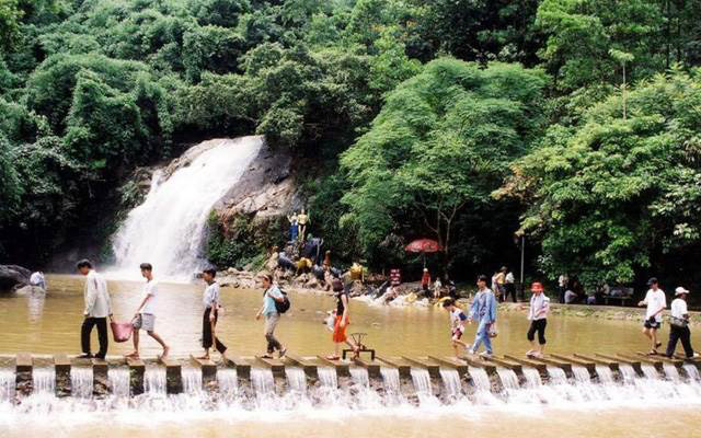 Sở Du lịch Hà Nội tổ chức tọa đàm &quot;Xây dựng sản phẩm du lịch độc đáo, sáng tạo trong phát triển du lịch Hà Nội&quot; - Ảnh 1.