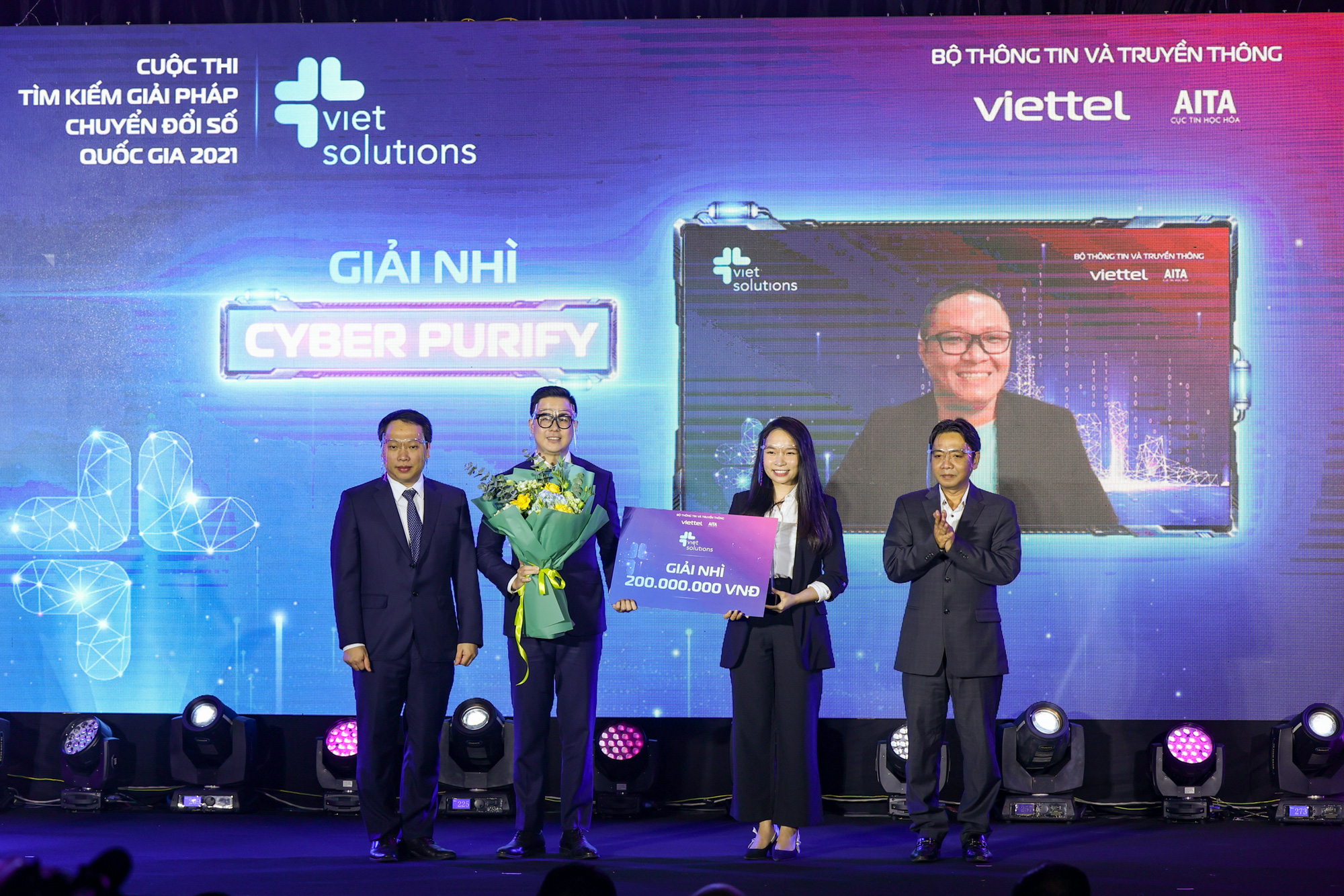 Trao giải Cuộc thi Tìm kiếm giải pháp chuyển đổi số quốc gia - Viet Solutions 2021 - Ảnh 3.