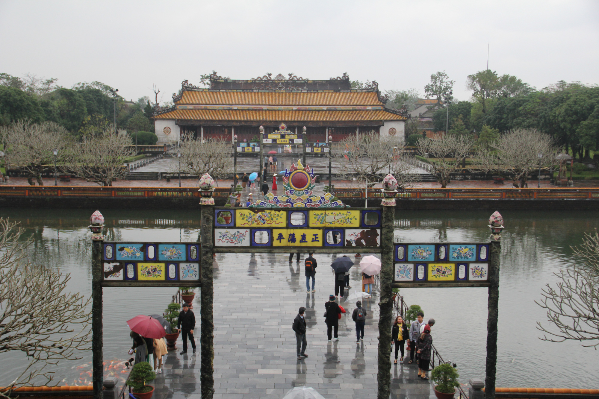 Thừa Thiên Huế đẩy mạnh phát triển du lịch gắn với trạng thái bình thường mới - Ảnh 1.