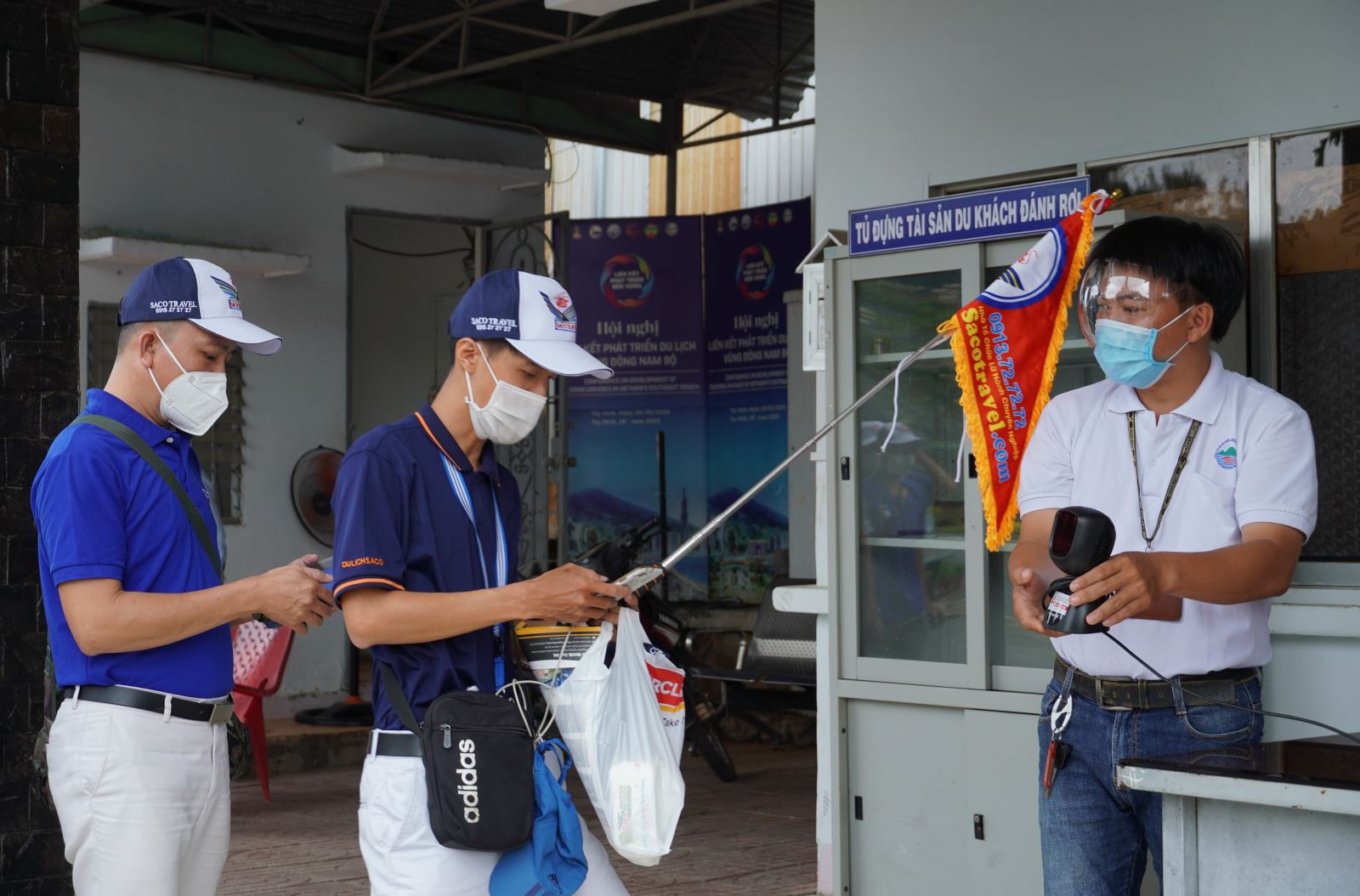 TP Hồ Chí Minh mở lại các tour du lịch liên tỉnh từ ngày 1/11 - Ảnh 2.