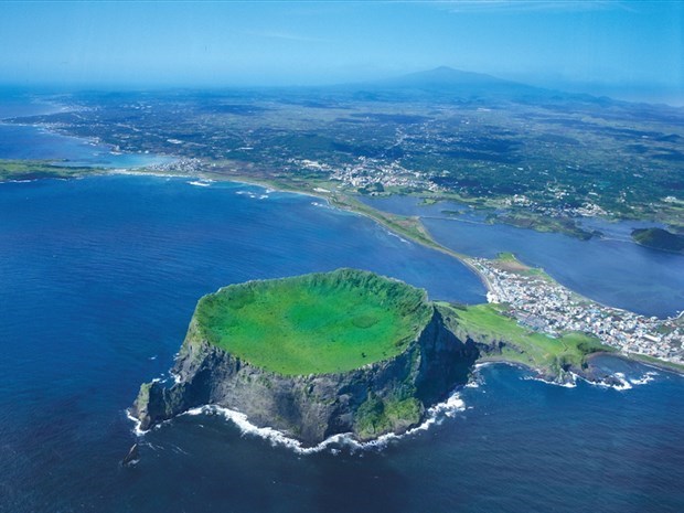 Hàn Quốc: Đảo Jeju hướng tới phát triển du lịch không khí thải carbon, rác thải - Ảnh 1.
