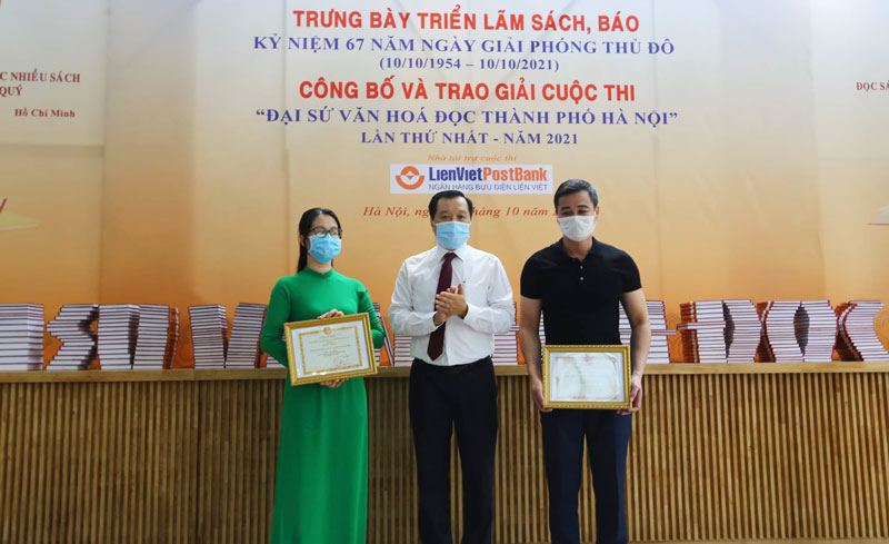 Vinh danh các Đại sứ văn hóa đọc thành phố Hà Nội - Ảnh 3.