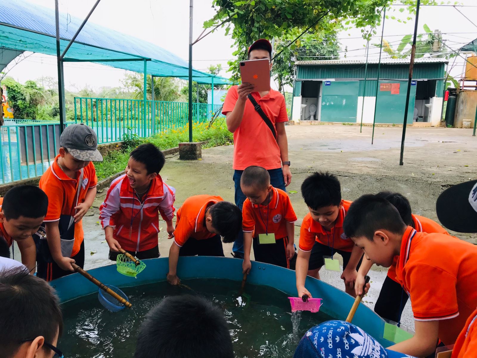 Du lịch gắn với nông thôn mới ở Hà Nội trong bối cảnh mới - Ảnh 2.