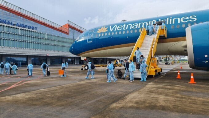 Bộ Ngoại giao thông tin về biện pháp phòng dịch đối với khách quốc tế đến Việt Nam - Ảnh 1.
