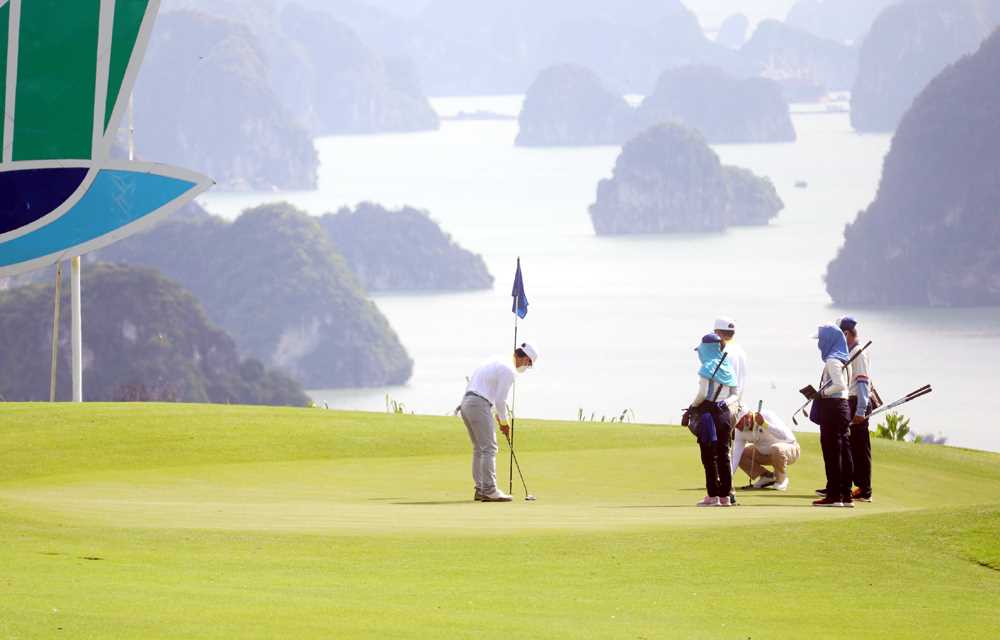 Quảng Ninh: Thiết lập hành lang du lịch an toàn - Ảnh 1.